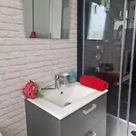 Holiday home Maison Pour 4 Personnes En Bord De