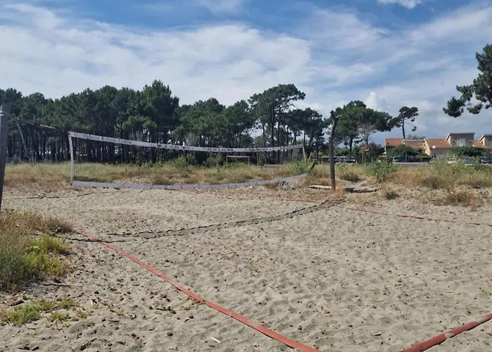 Maison Pour 4 Personnes En Bord De *