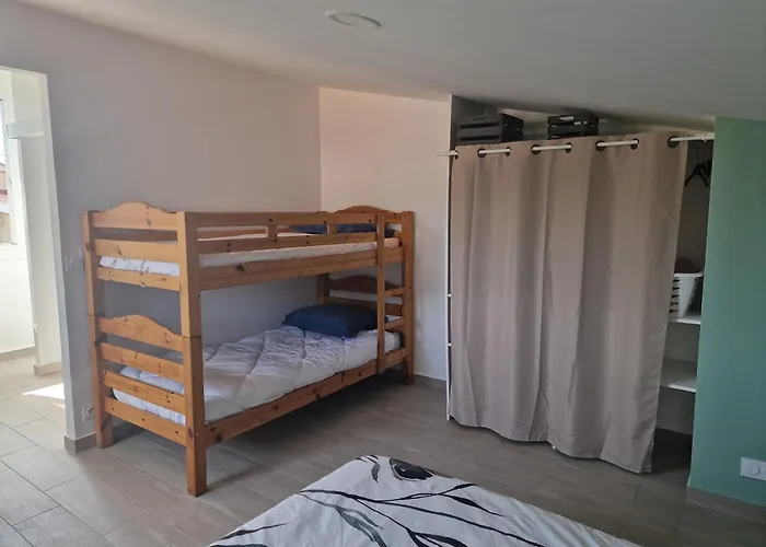 Maison Pour 4 Personnes En Bord De * Borgo (Corsica)